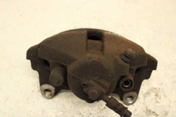 MACHOIRE AVANT DROITE VW / AUDI / SEAT / SKODA - Vue 2